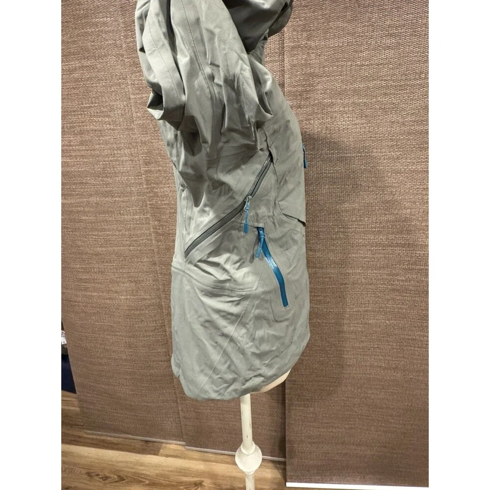 Mountain Hardware Boundary Seeker Ski/Snowboard Jacket X Small